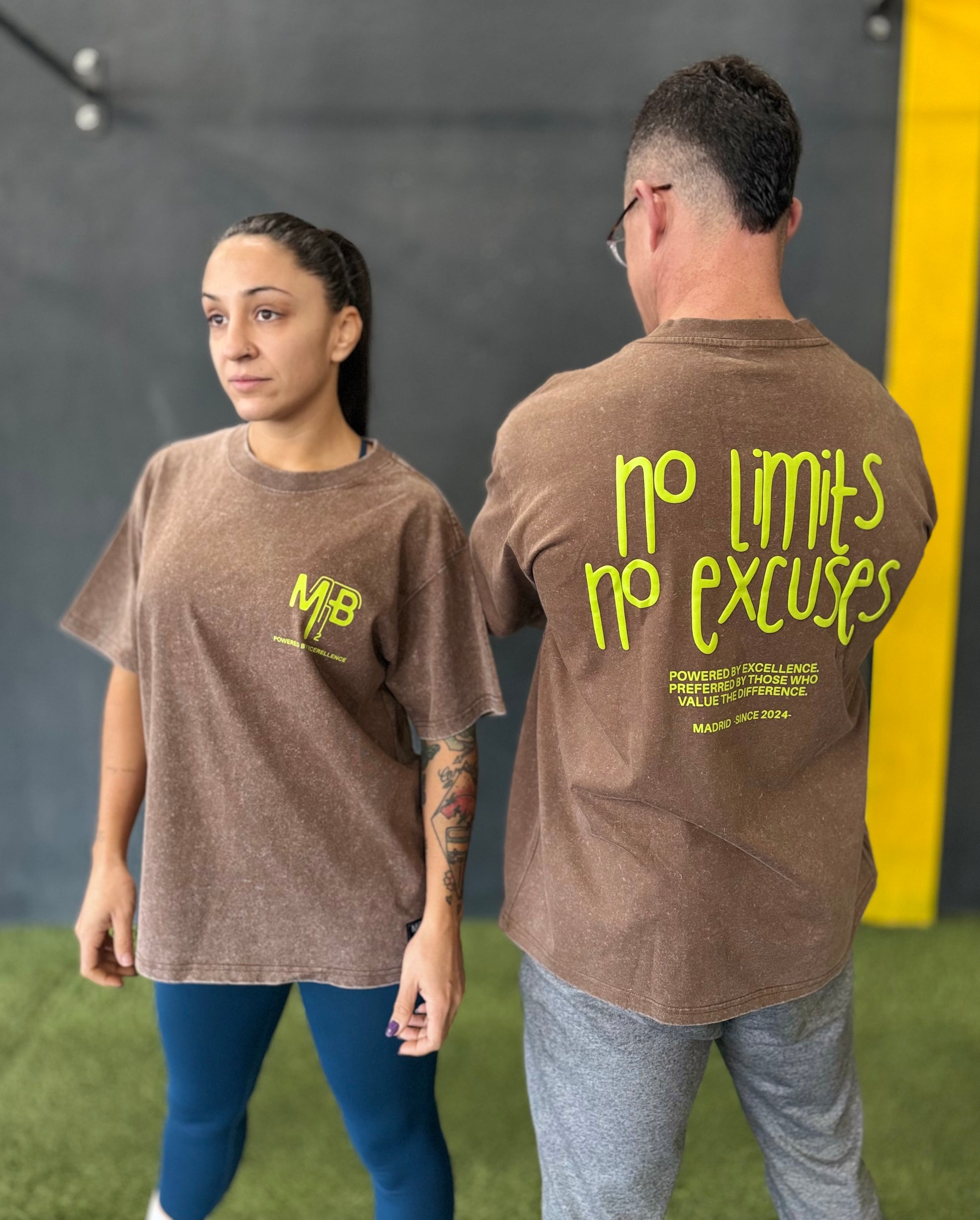 Camiseta Marrón No Limit, No Excuses