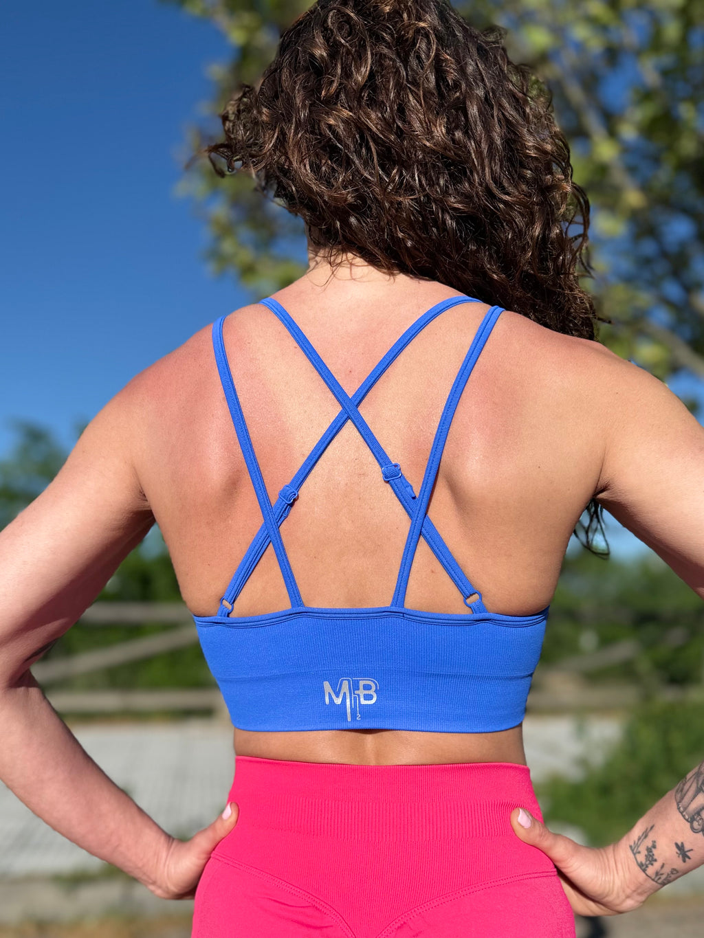 Top Deportivo M2B Electric Blue