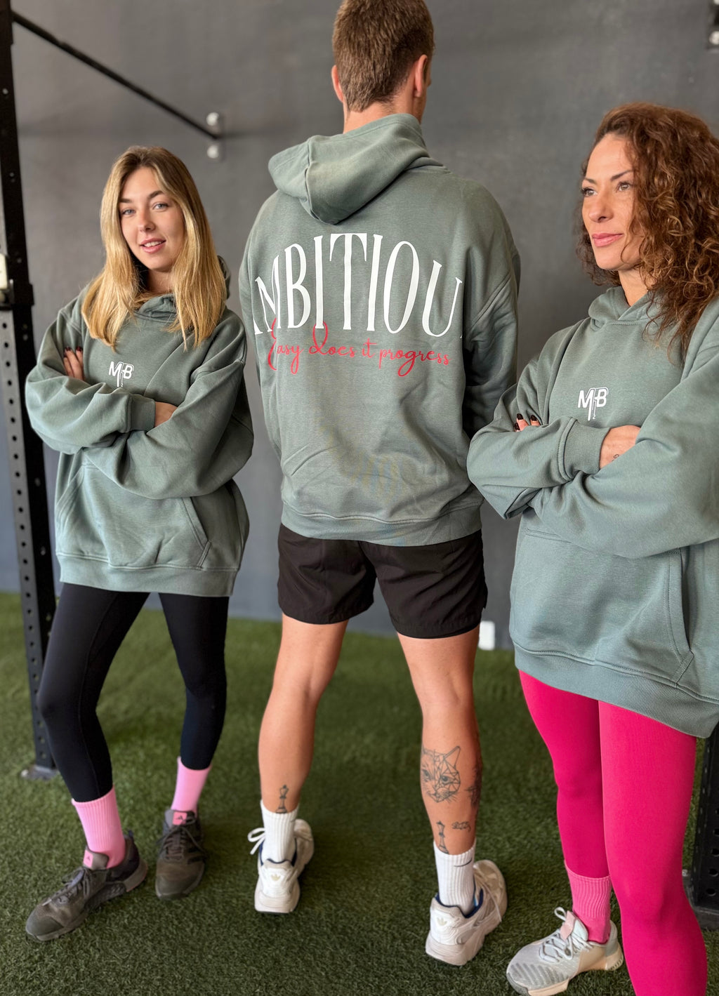 Sudadera verde Ambitiou2