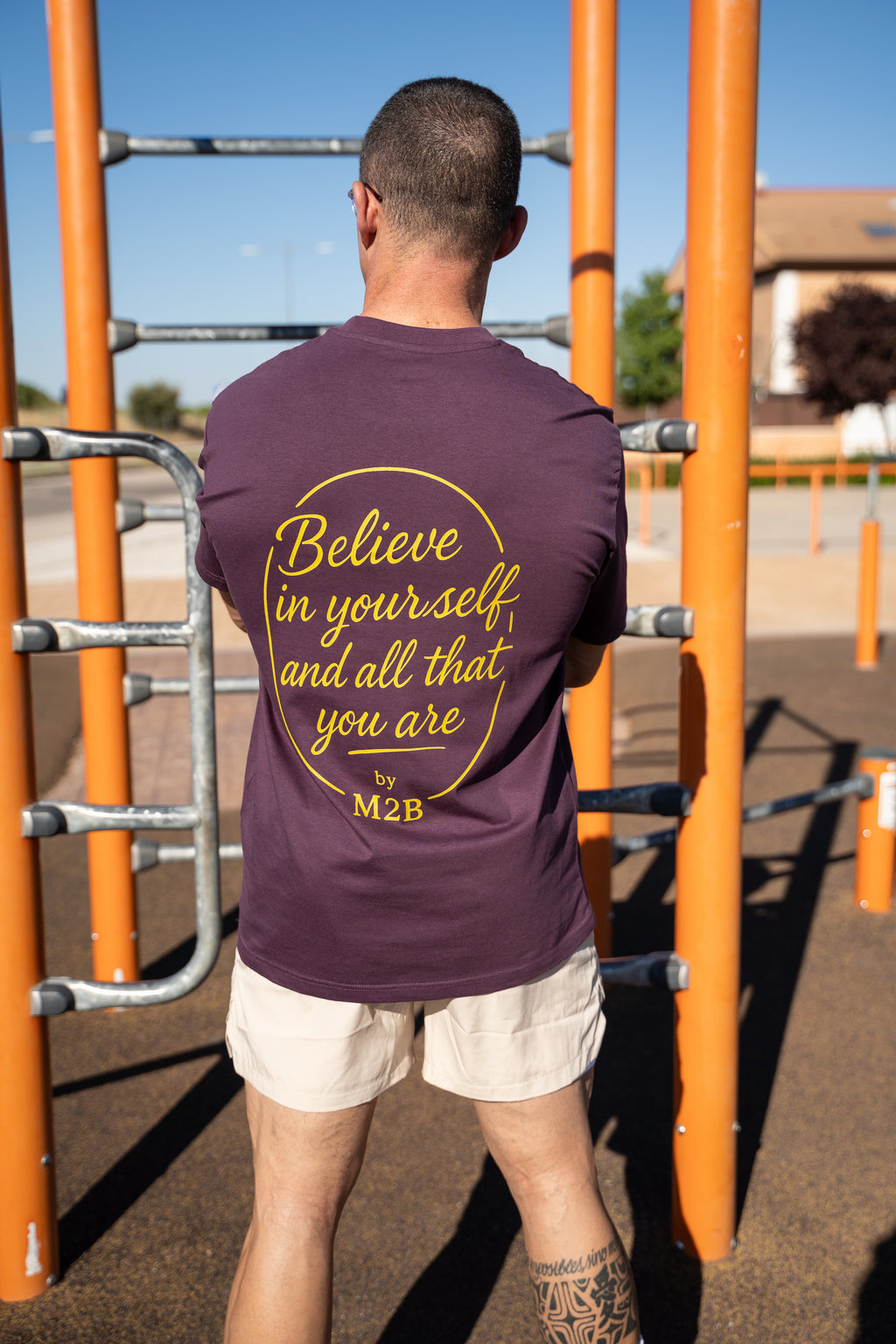 Camiseta Believe morada