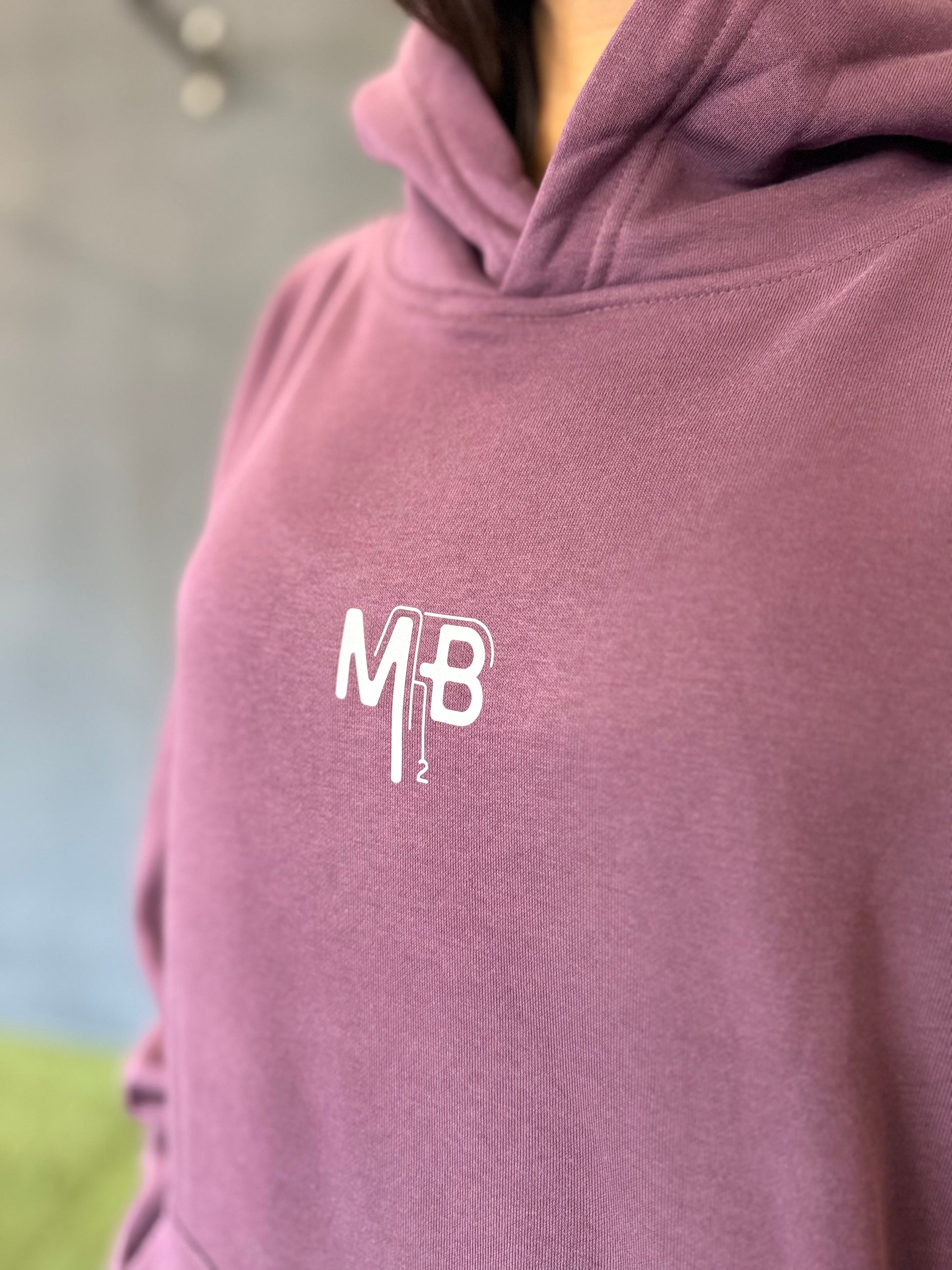 Sudadera morada Ambitiou2