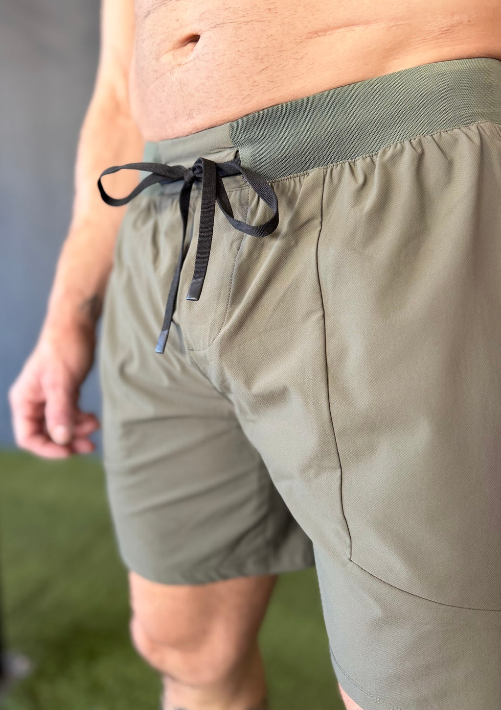 Pantalón Deportivo verde táctico