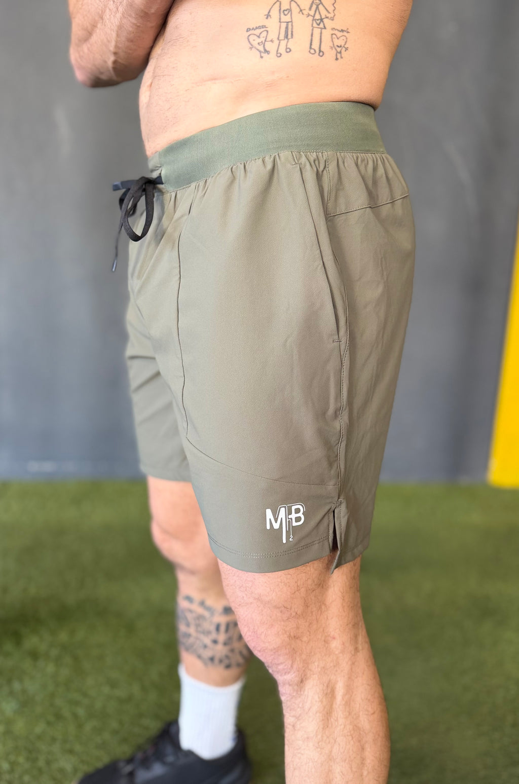 Pantalón Deportivo verde táctico